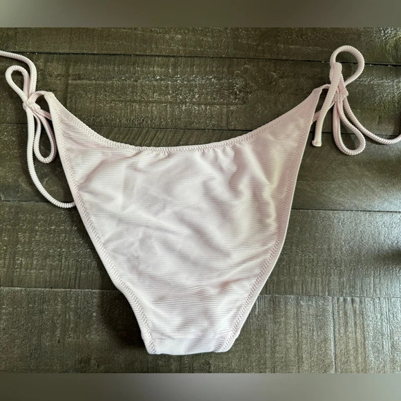 J.Crew‎ Swimsuit Womens M Pink Bikini Bottom Ribbed String Cheeky Curved BE805 - Picture 2 of 7